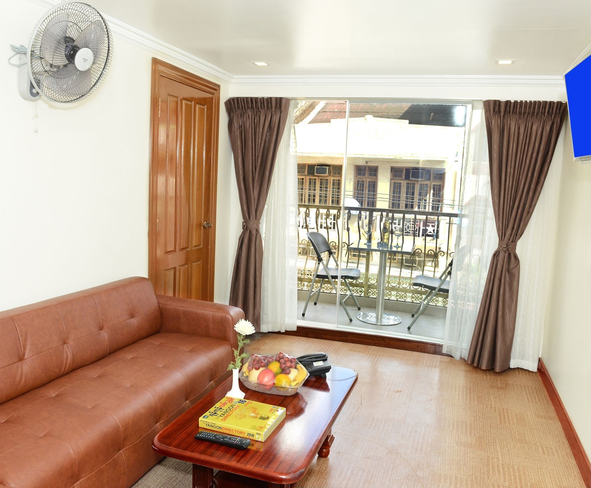 Hotel Bond Yangon Exterior photo