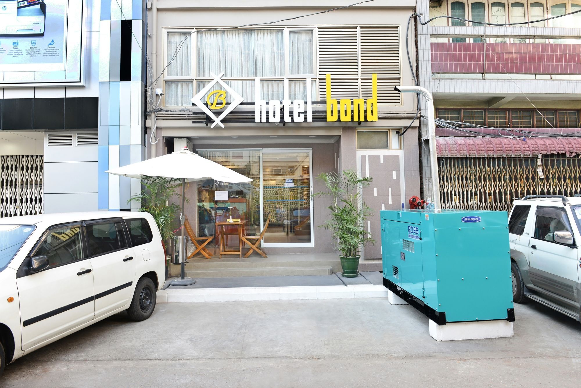 Hotel Bond Yangon Exterior photo